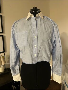 Mango- Cropped Blue Pinstripe Button-Up Shirt with White Collar